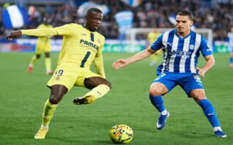 فياريال ينجو من الهزيمة باقتناص تعادل صعب أمام ضيفه فريق الافيس